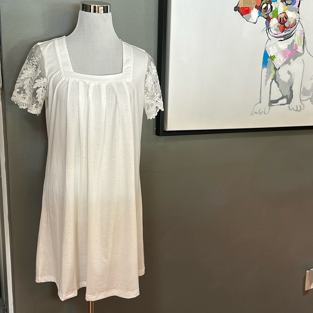 Cute white summer dress NWT
